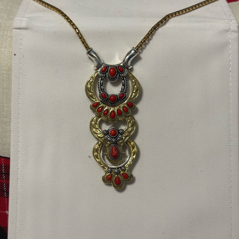 Elegant Red Pendant Necklace